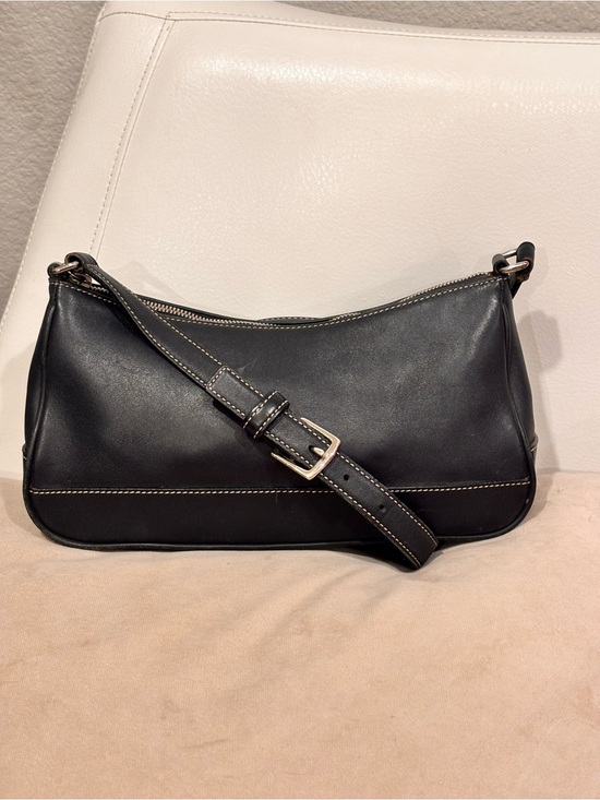 COACH Vintage Y2K Hamptons Demi Baguette Shoulder Bag